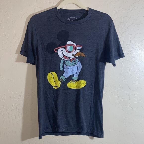 Hipster Mickey Mouse tee - Picture 5 of 5